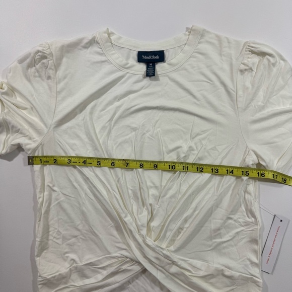 New ModCloth A Twist of Fun Knit Top Ivory Shirt - Picture 6 of 7